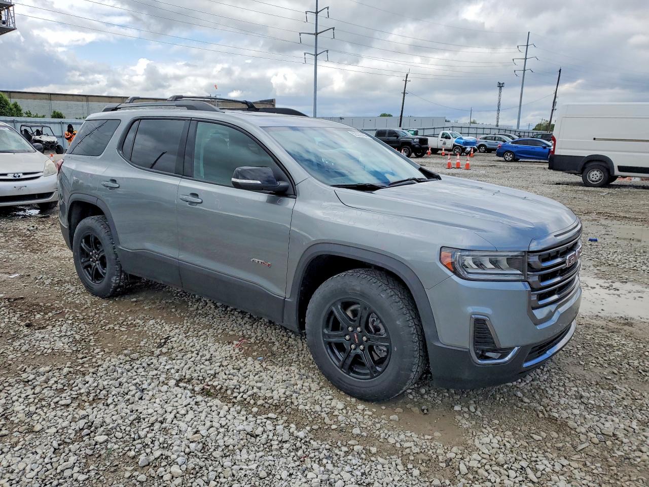 GMC Acadia At4