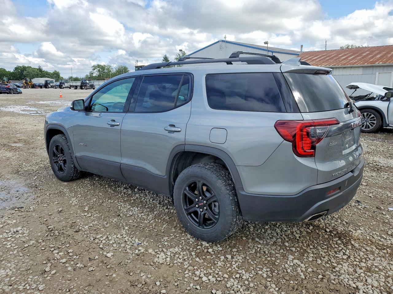 GMC Acadia At4