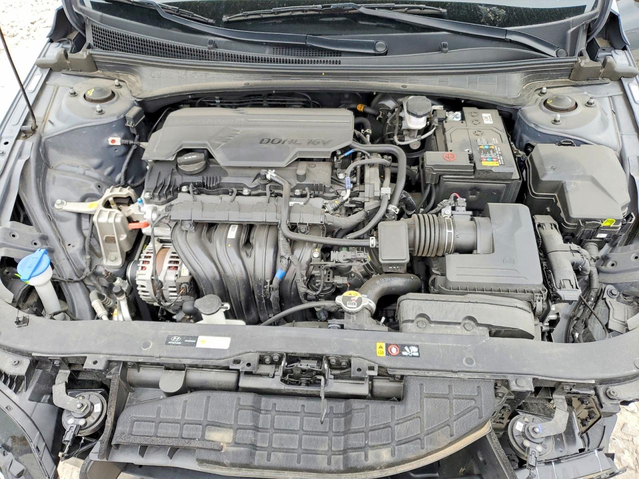 Hyundai ELANTRA Sel