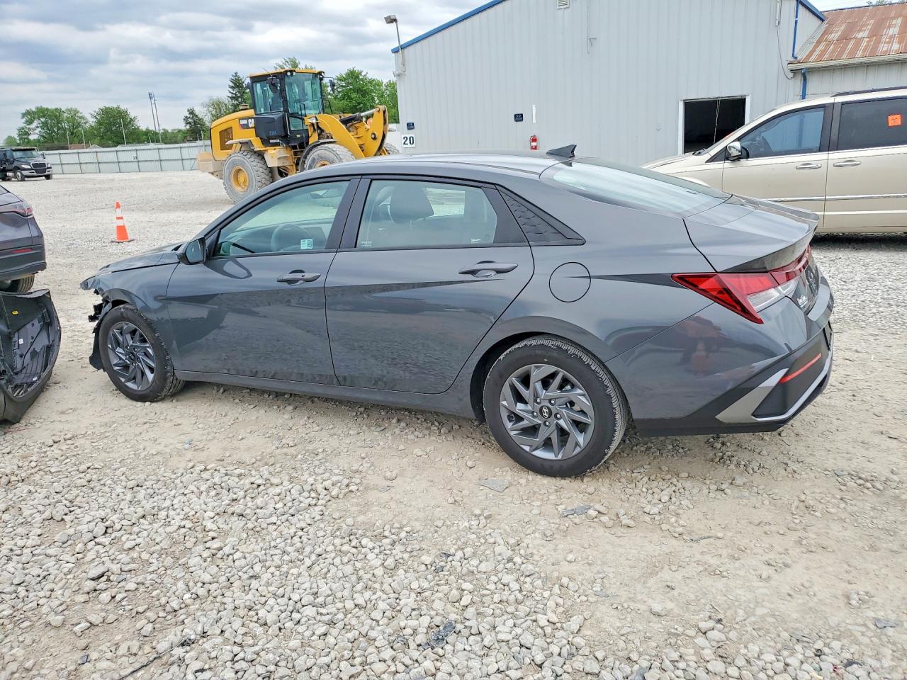Hyundai ELANTRA Sel