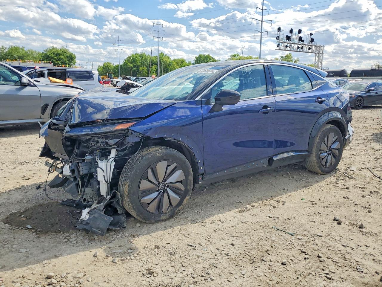 Salvage Nissan Ariya Image