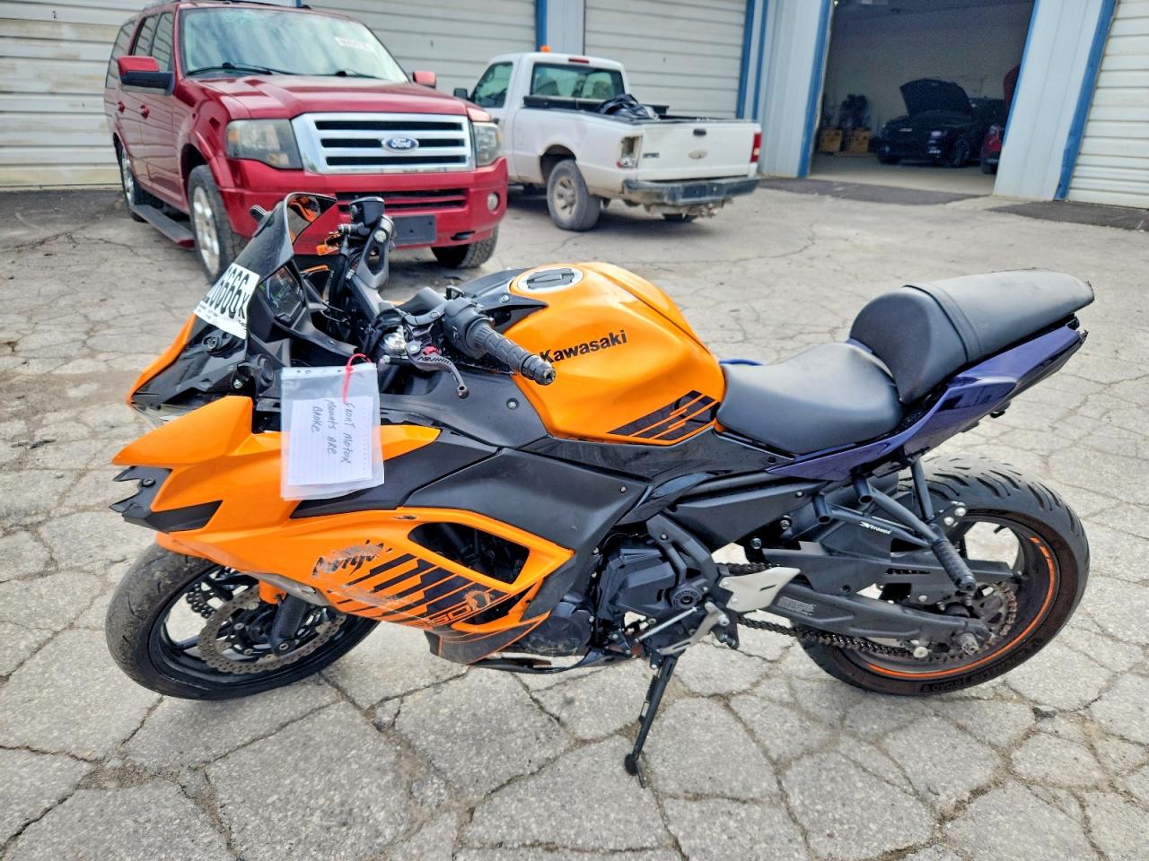 Kawasaki Ex P