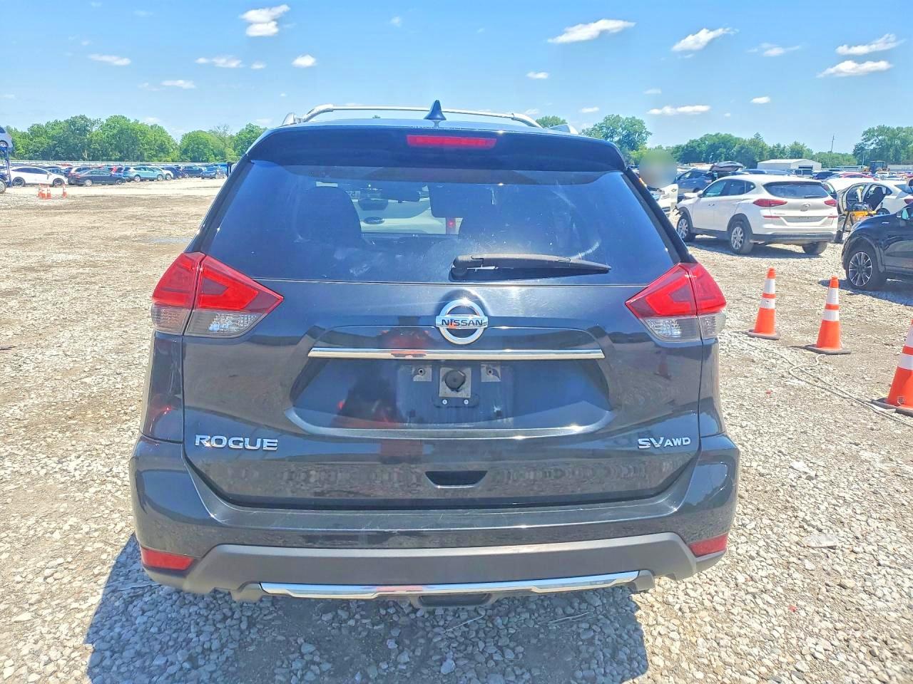 Nissan Rogue Sv