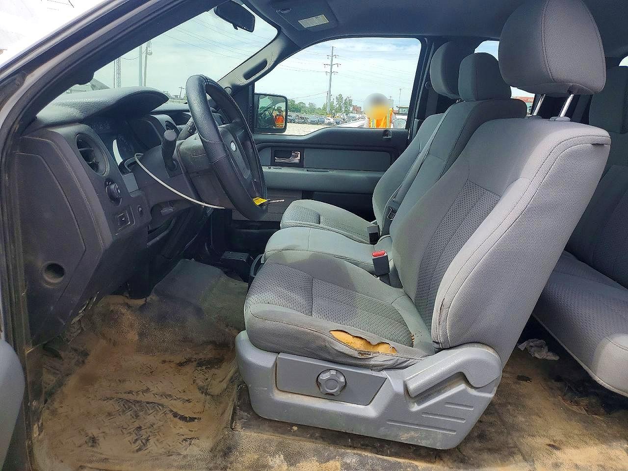 Ford F-150 Super Cab
