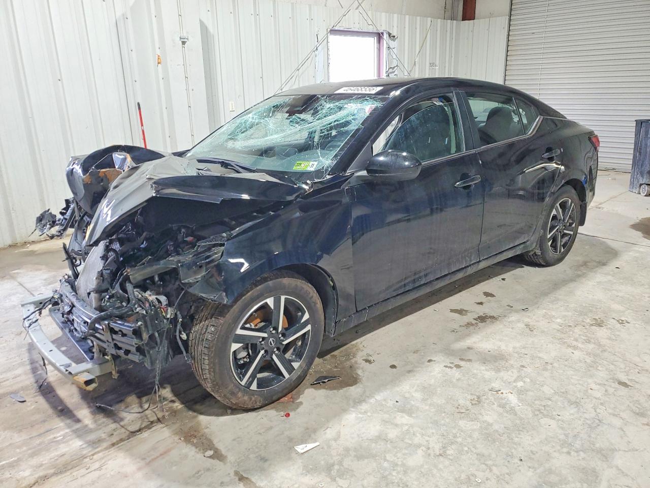 Salvage Nissan Sentra Image