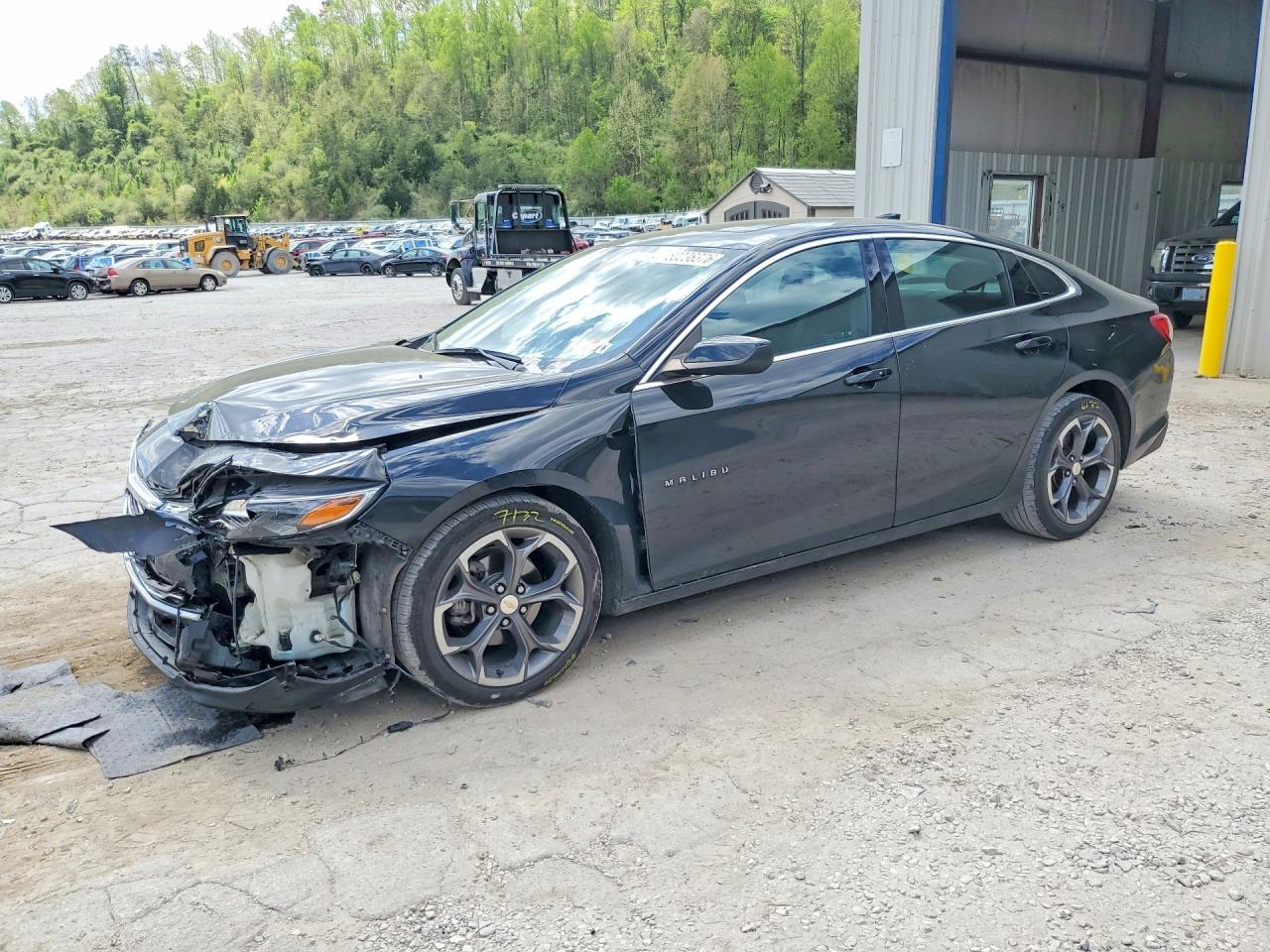 Salvage Chevrolet Malibu Image