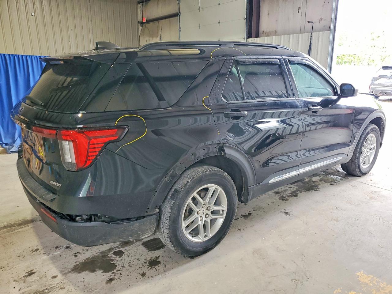 Ford Explorer Active