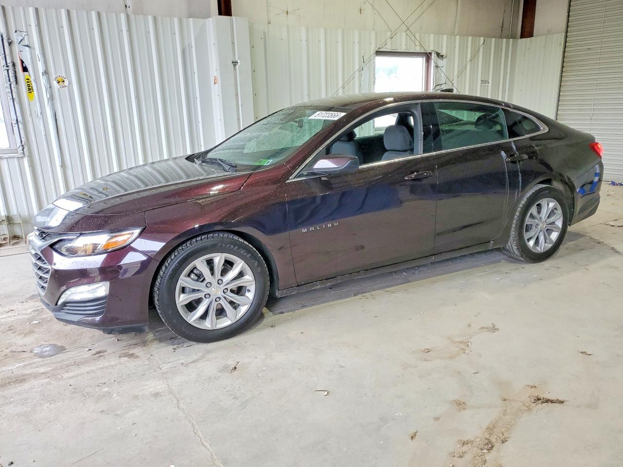 Salvage Chevrolet Malibu Image