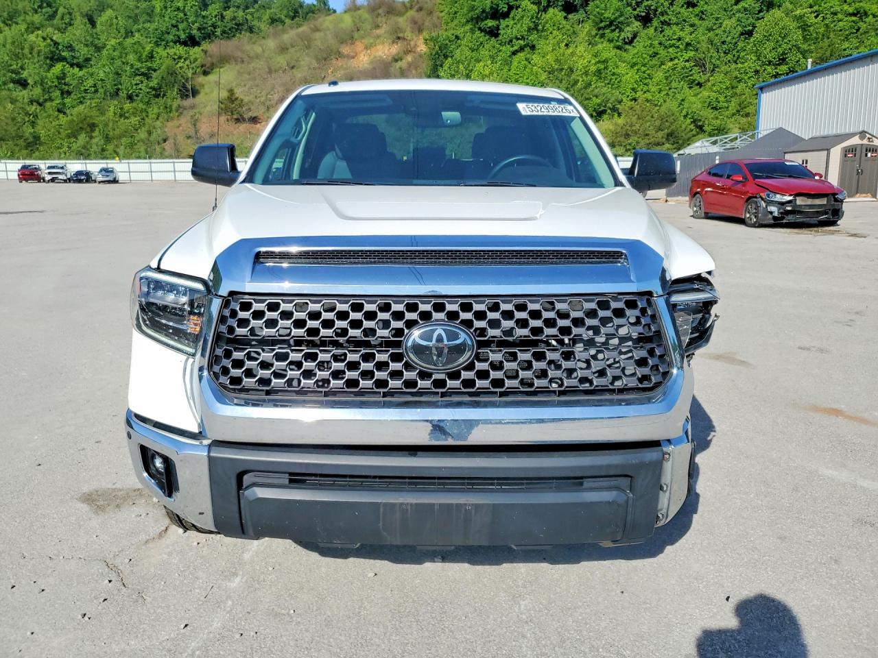 Toyota Tundra Crewmax Sr5