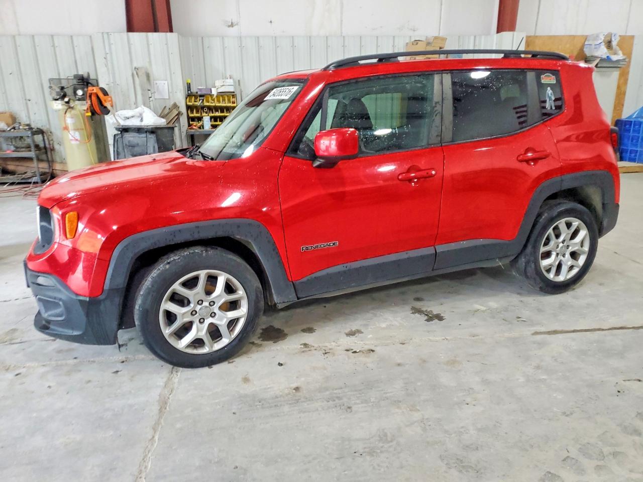 Salvage Jeep Renegade Image