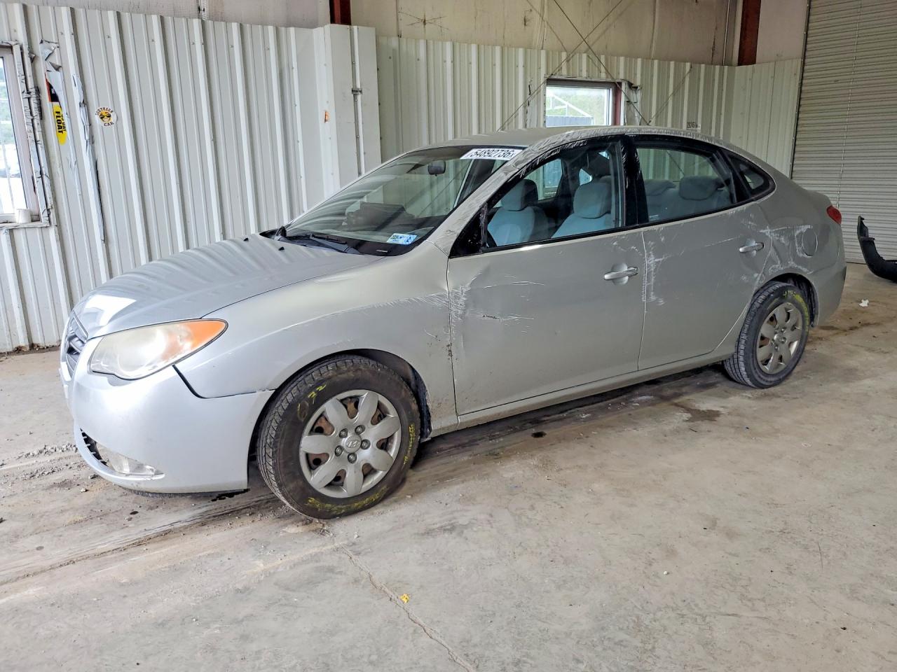 Salvage Hyundai ELANTRA Image