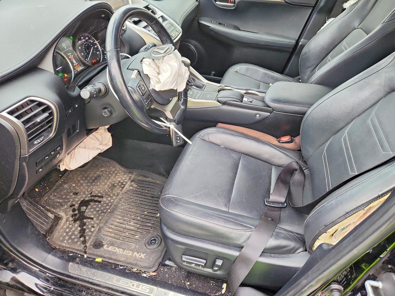 Lexus NX Base