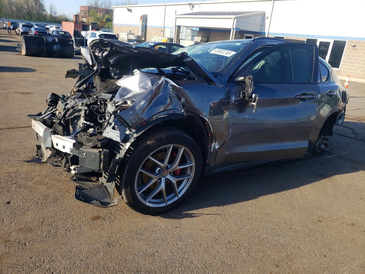 Salvage Alfa Romeo Stelvio Image