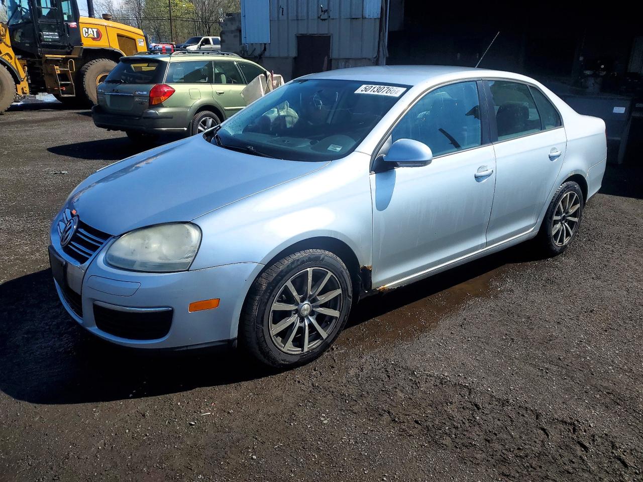 Salvage Volkswagen Jetta Image
