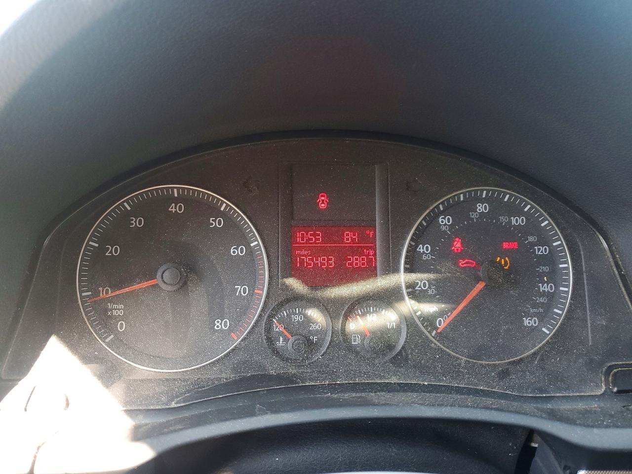 Volkswagen Jetta S