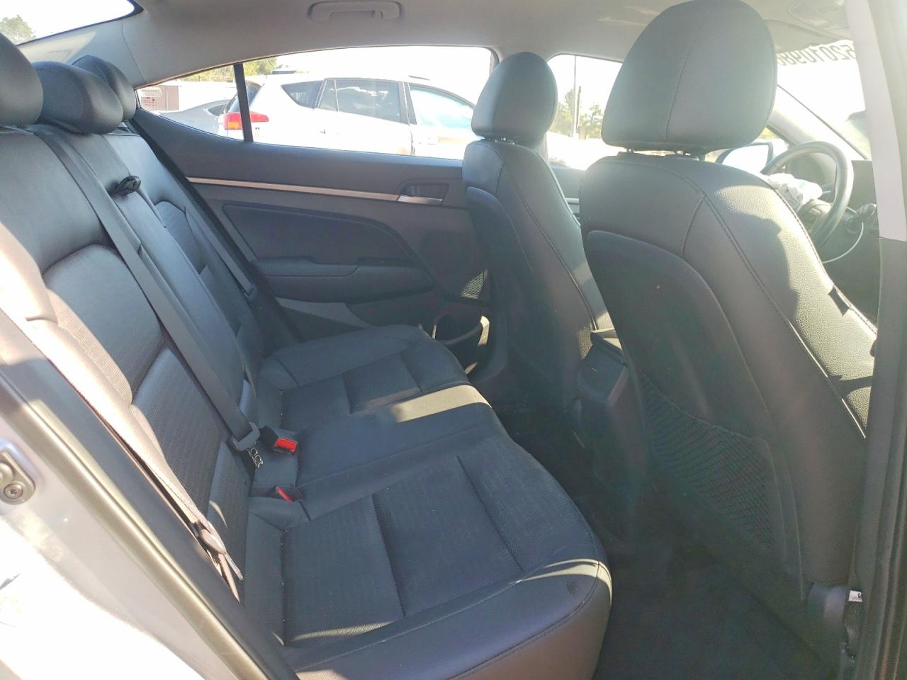Hyundai ELANTRA Limited