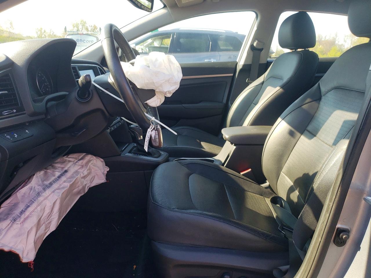 Hyundai ELANTRA Limited