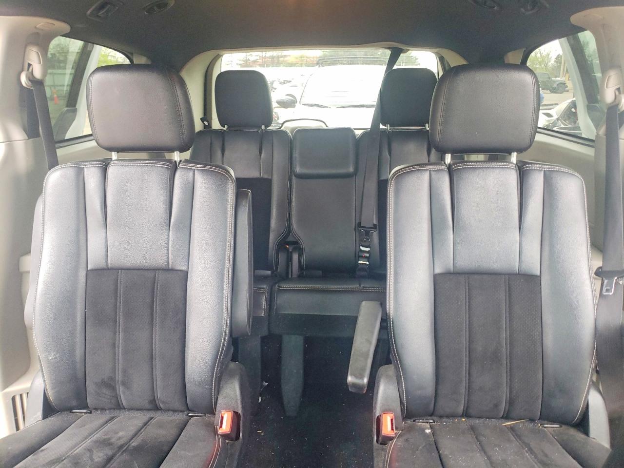 Dodge Caravan Sxt