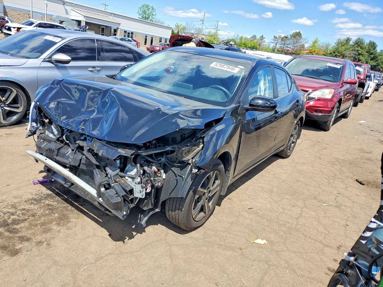 Salvage Nissan Sentra Image