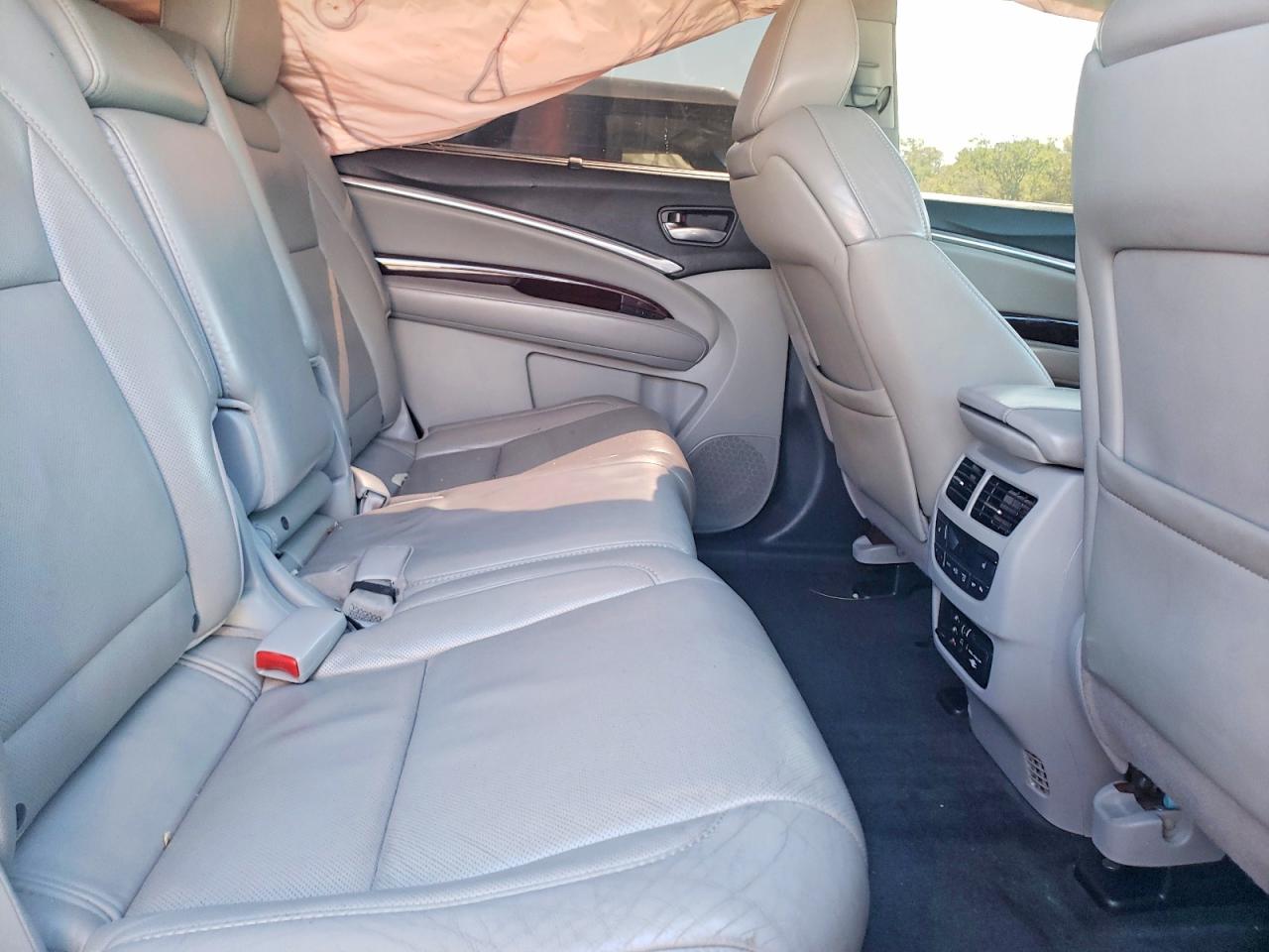 Acura MDX Advance