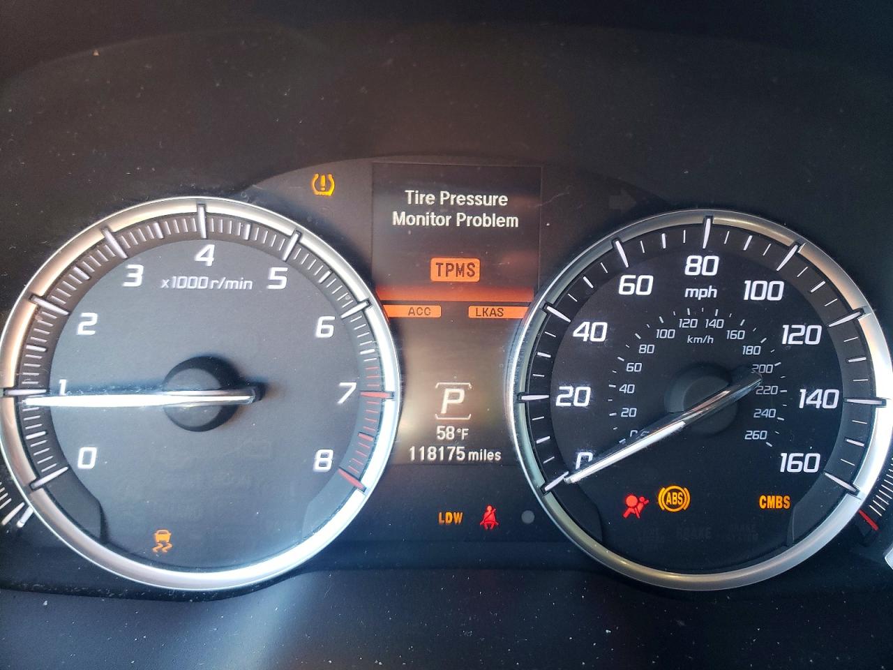 Acura MDX Advance