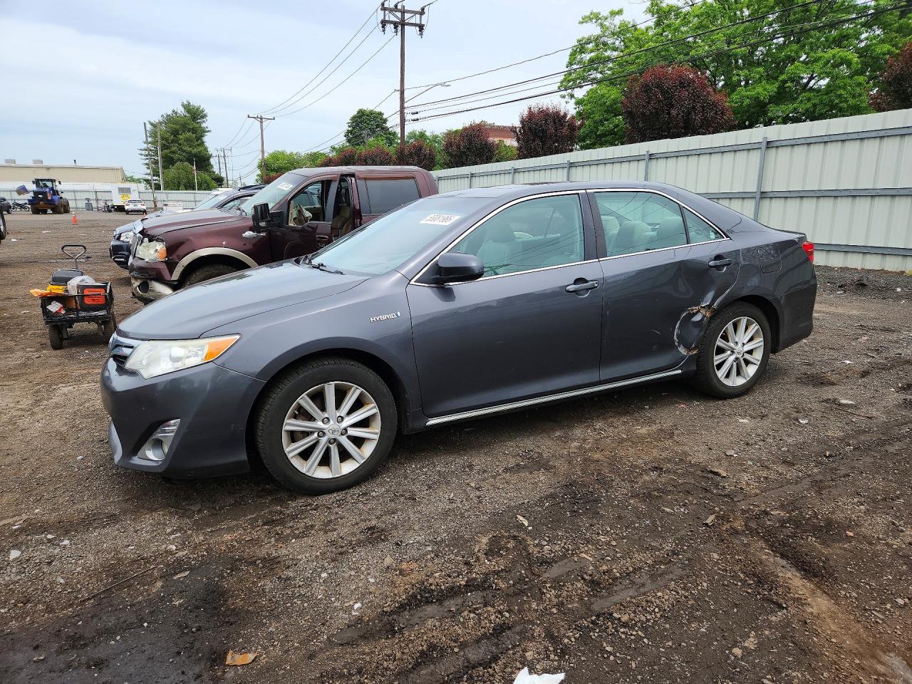 Salvage Toyota Camry Image