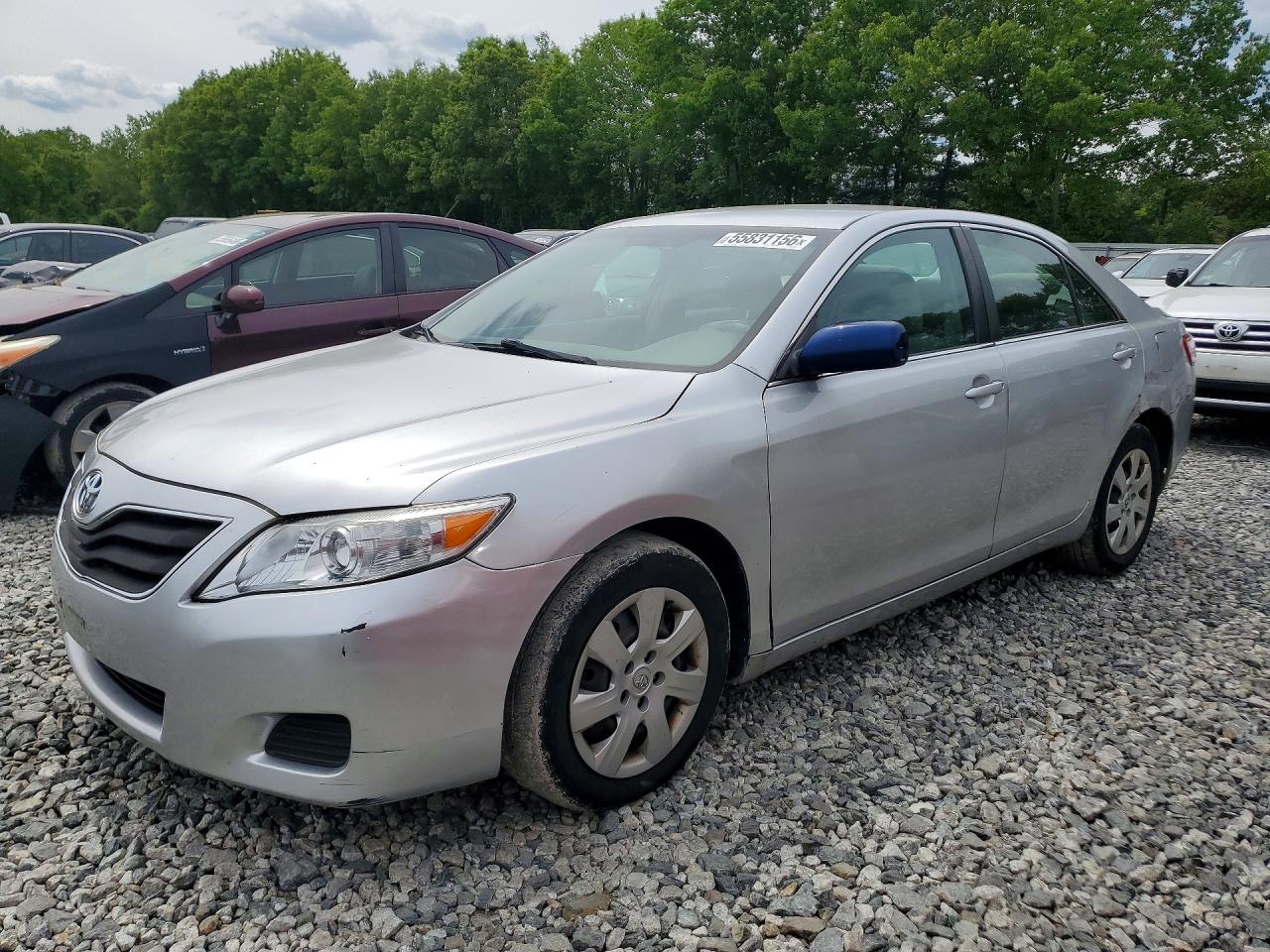 Salvage Toyota Camry Image