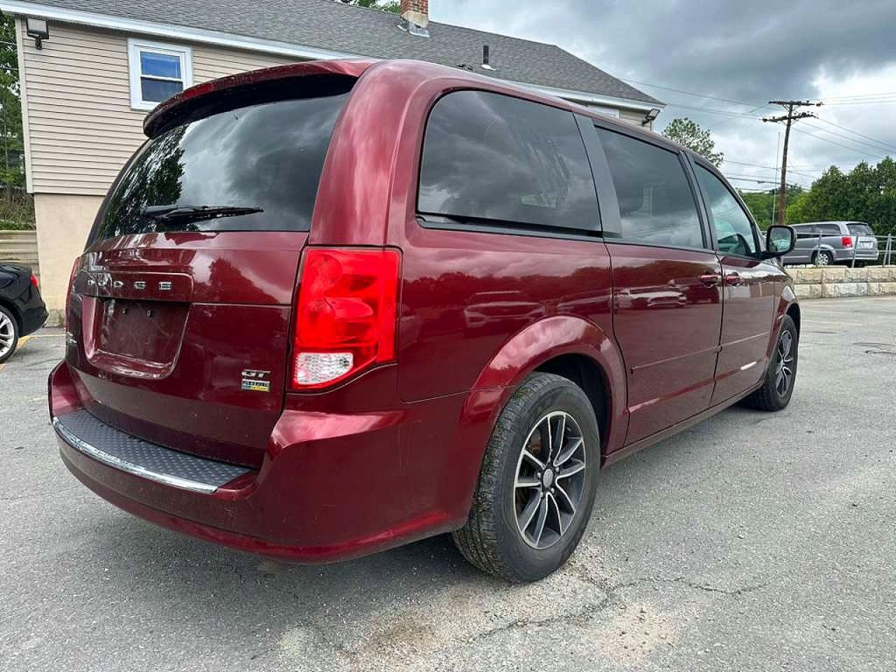 Dodge Caravan Gt