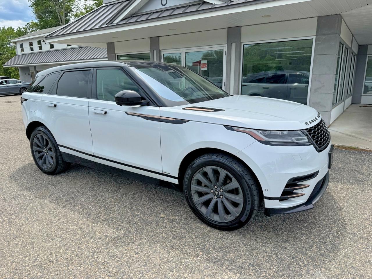 Salvage Land Rover Range Rover Image