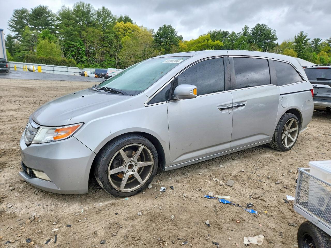 Salvage Honda Odyssey Image