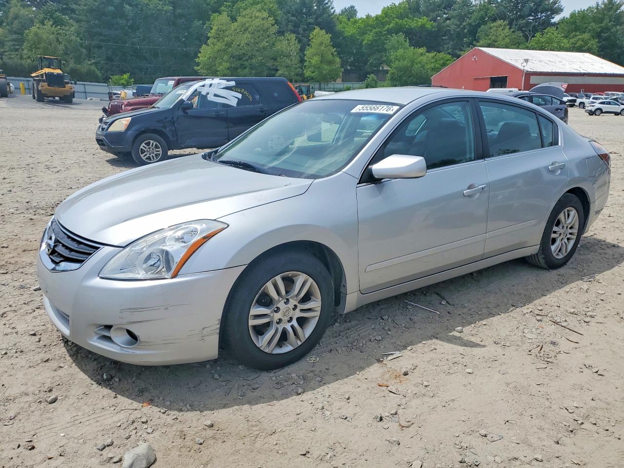 Salvage Nissan Altima Image