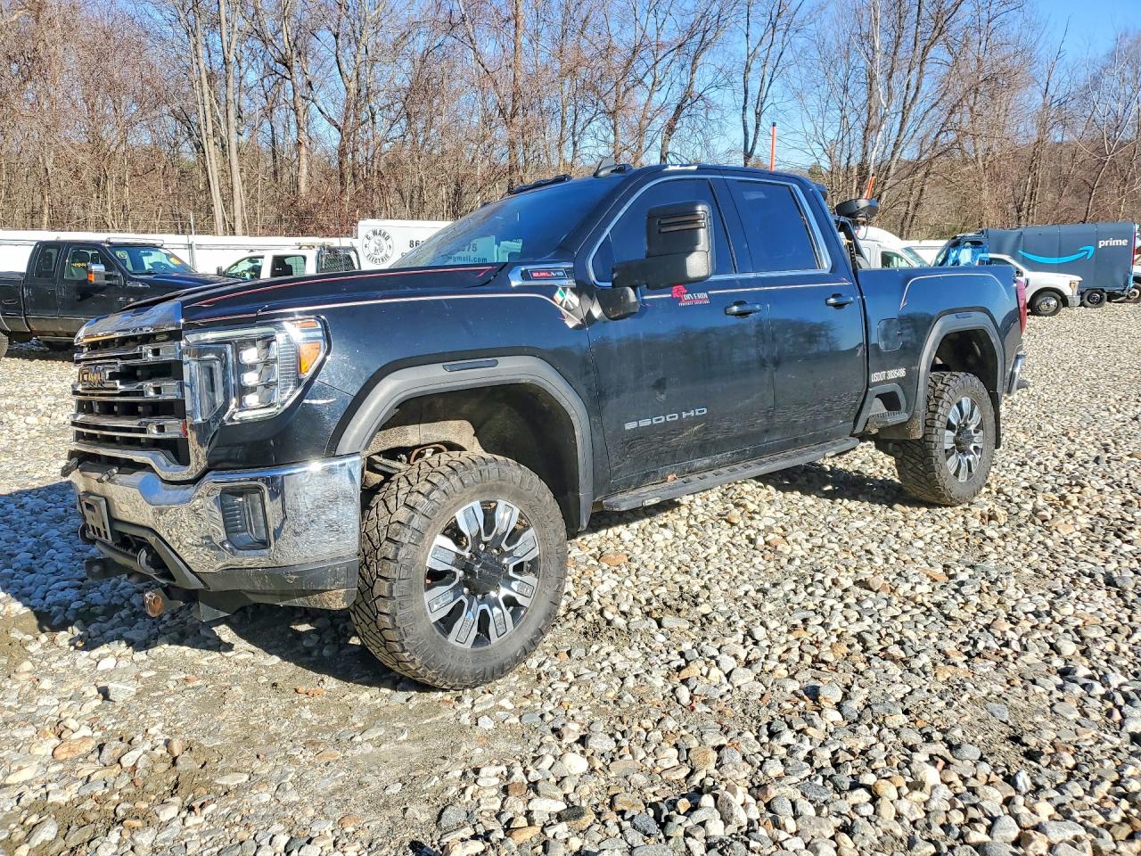 Salvage GMC Sierra Image