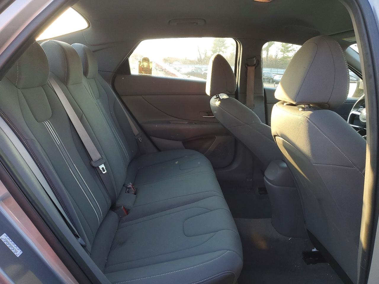 Hyundai ELANTRA Sel