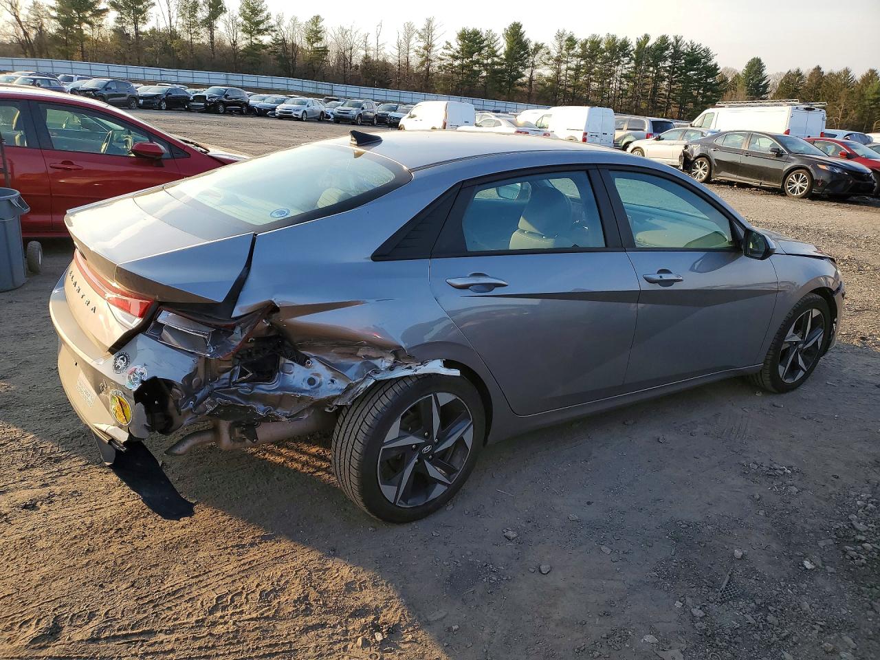 Hyundai ELANTRA Sel