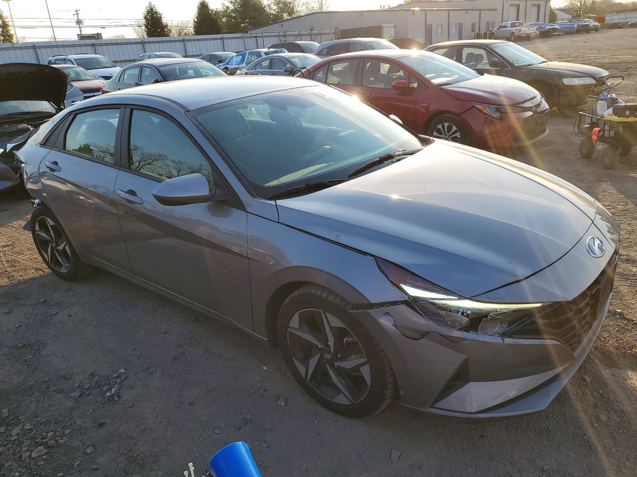 Hyundai ELANTRA Sel