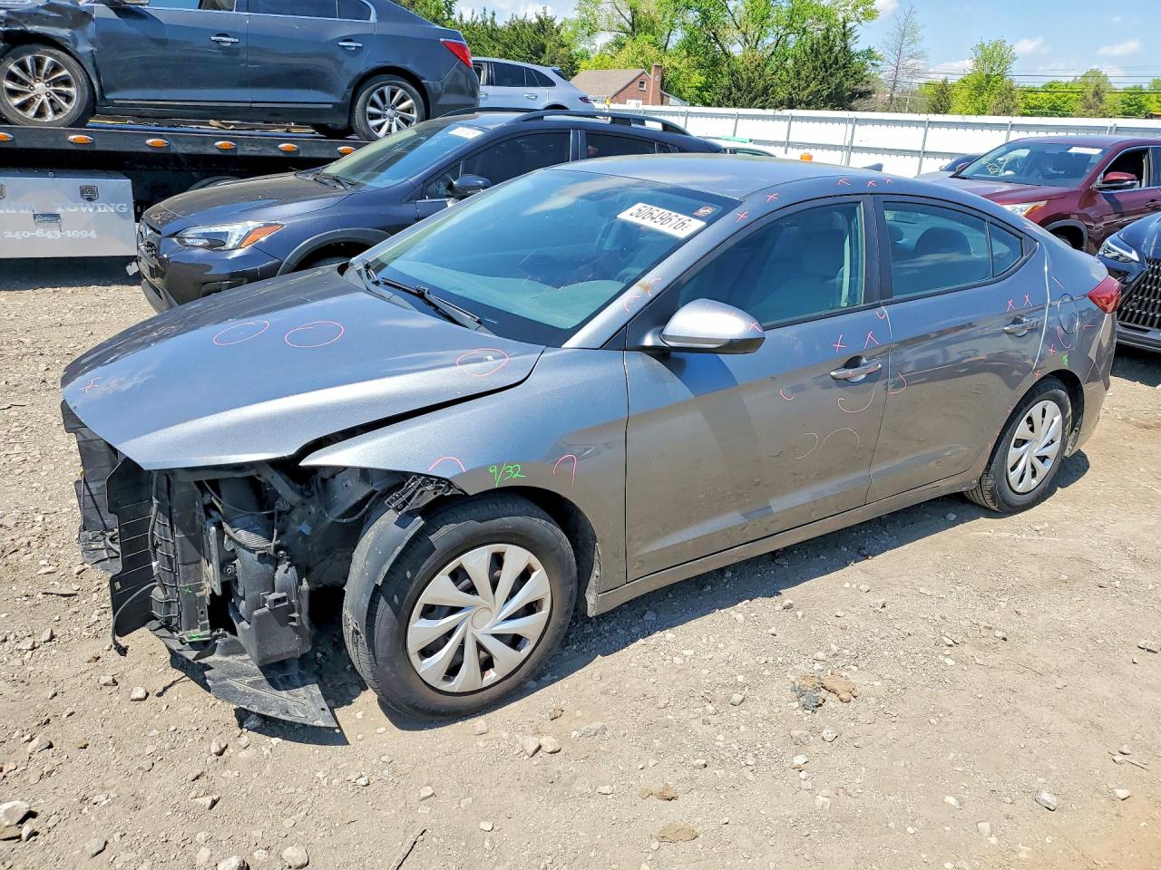 Salvage Hyundai ELANTRA Image