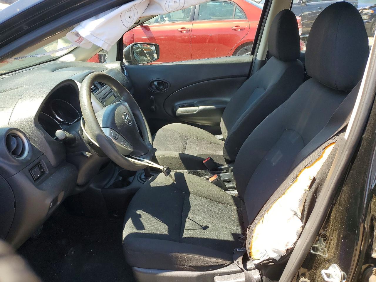 Nissan Versa S Plus