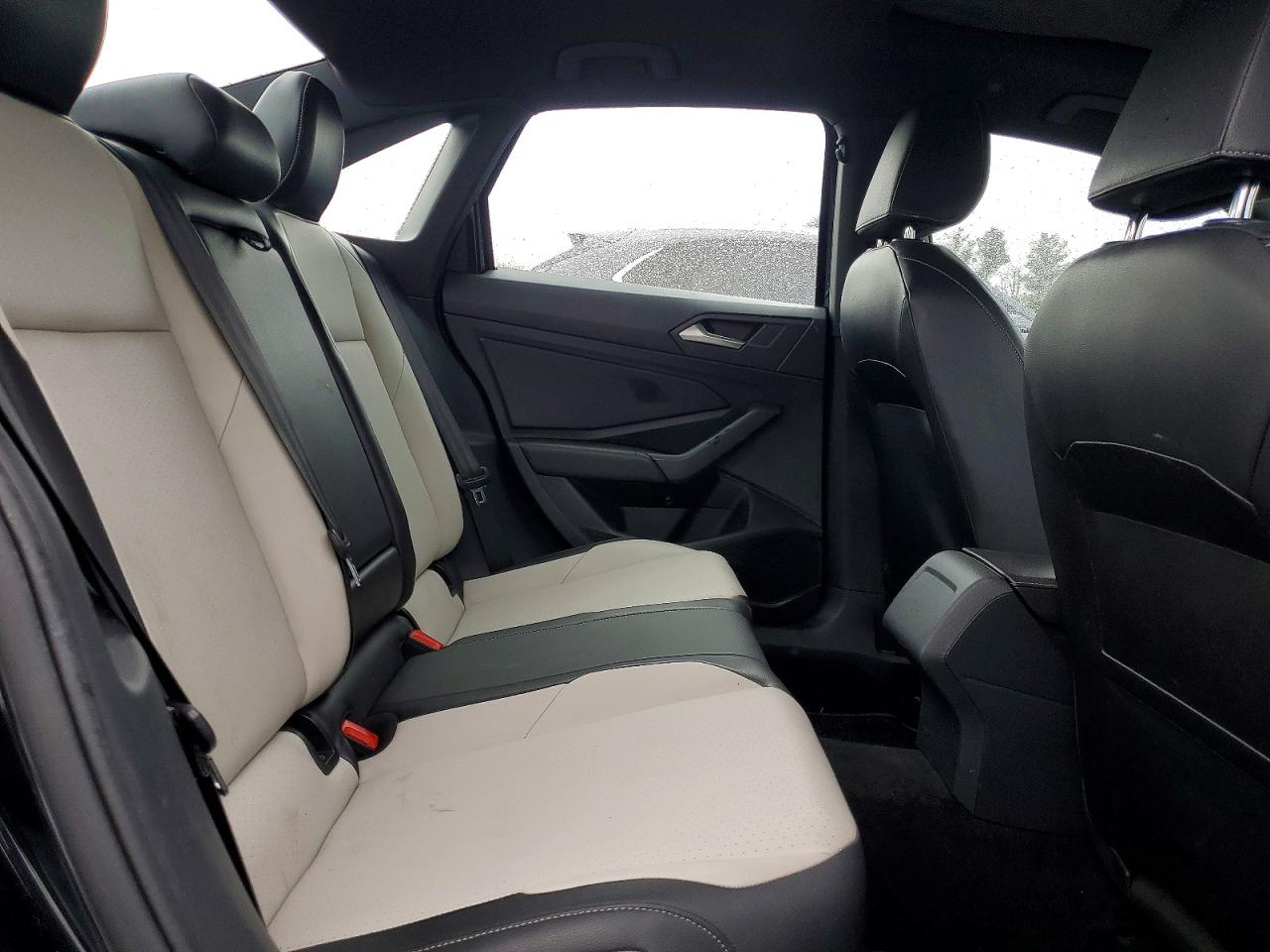 Volkswagen Jetta S