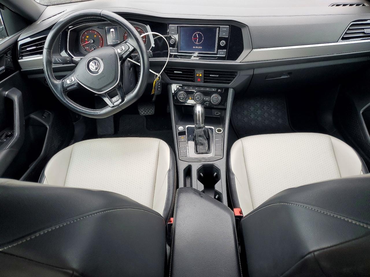 Volkswagen Jetta S