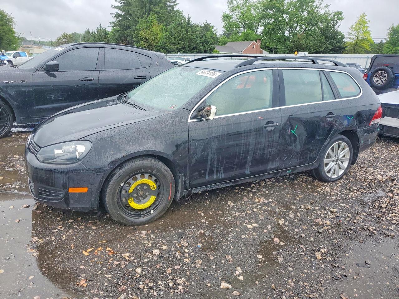 Salvage Volkswagen Jetta Image