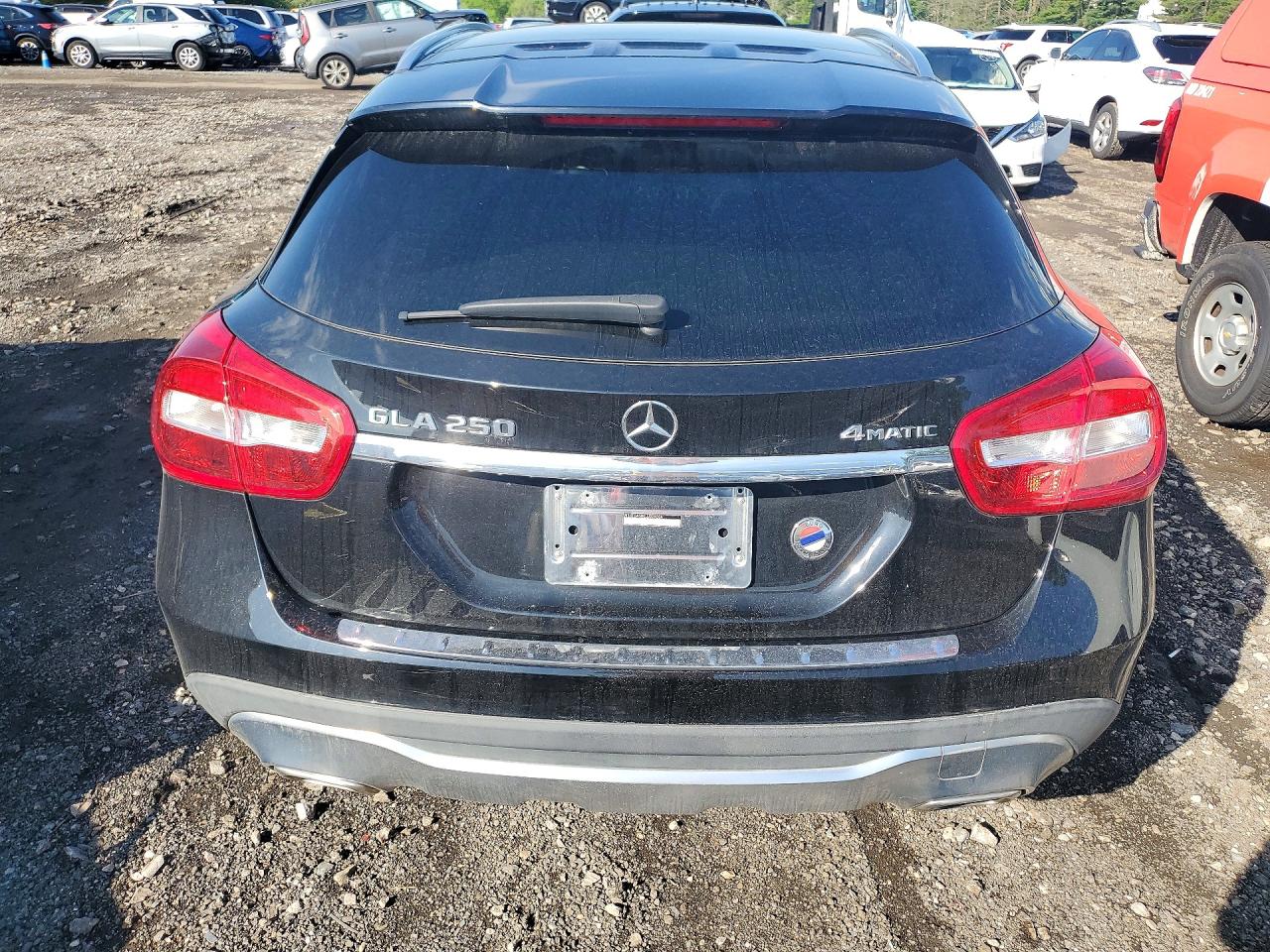 Mercedes-Benz GLA 250 4matic