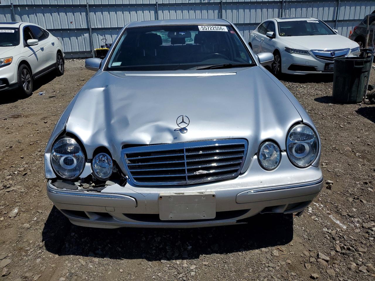 Mercedes-Benz E-Class 320