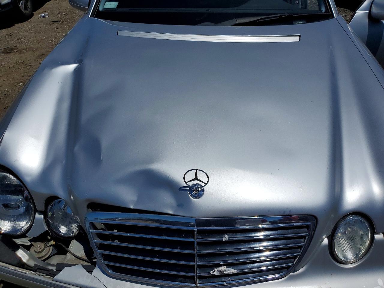 Mercedes-Benz E-Class 320