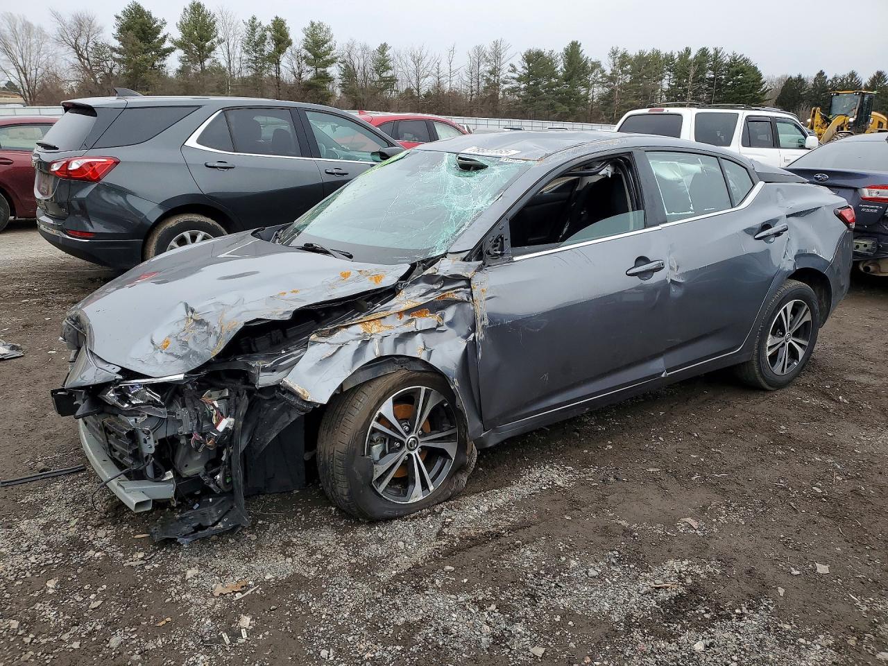 Salvage Nissan Sentra Image