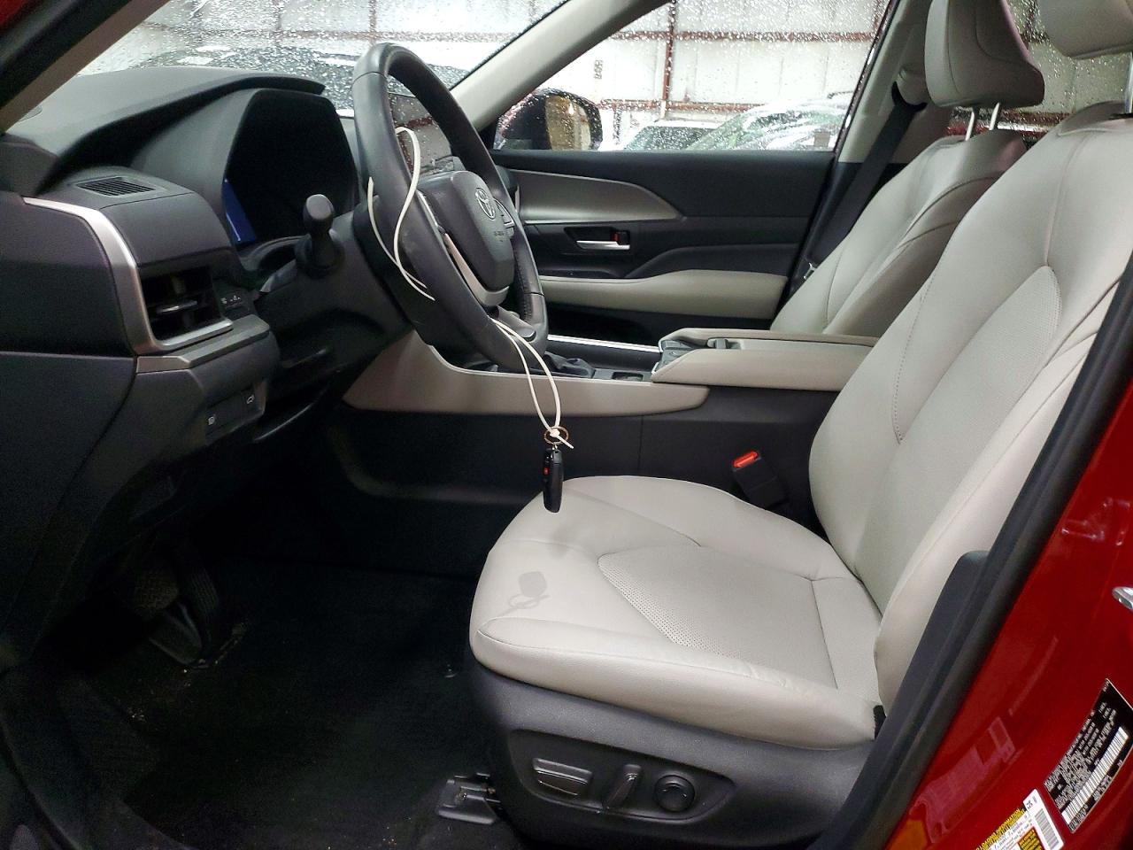 Toyota Grand High Xle