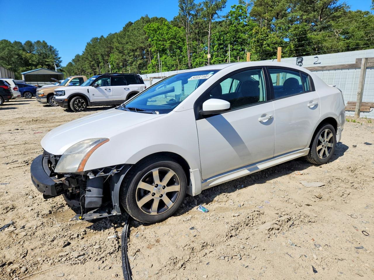 Salvage Nissan Sentra Image