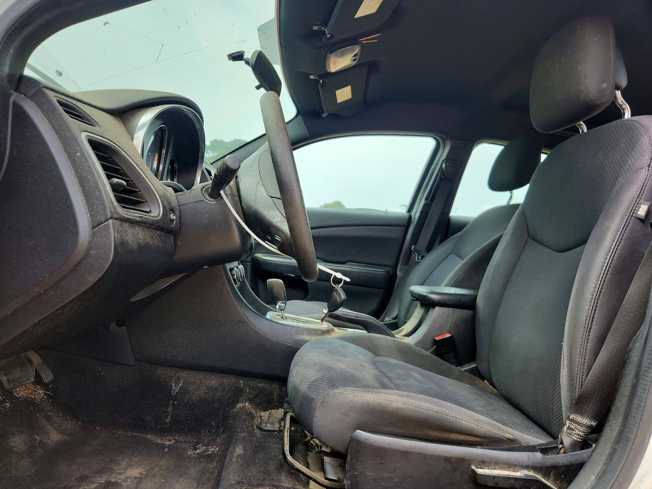 Chrysler 200