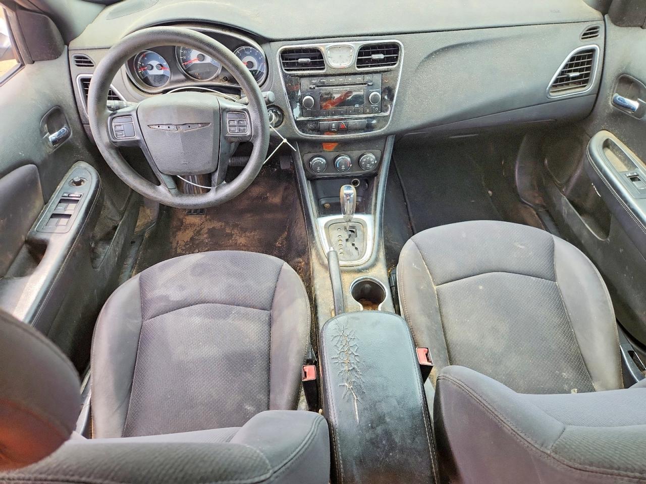Chrysler 200