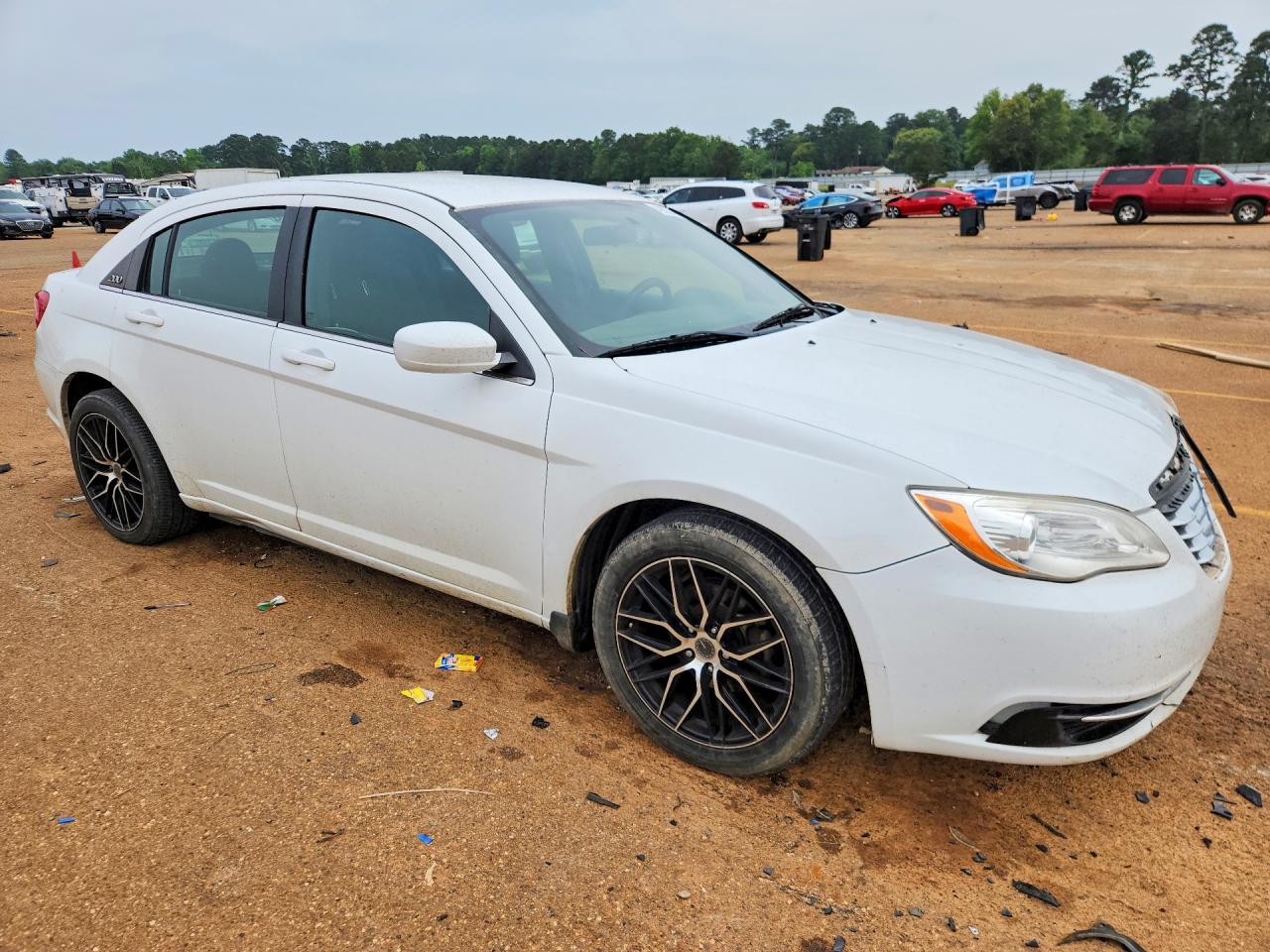 Chrysler 200