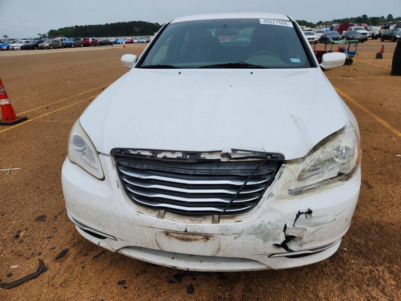Chrysler 200
